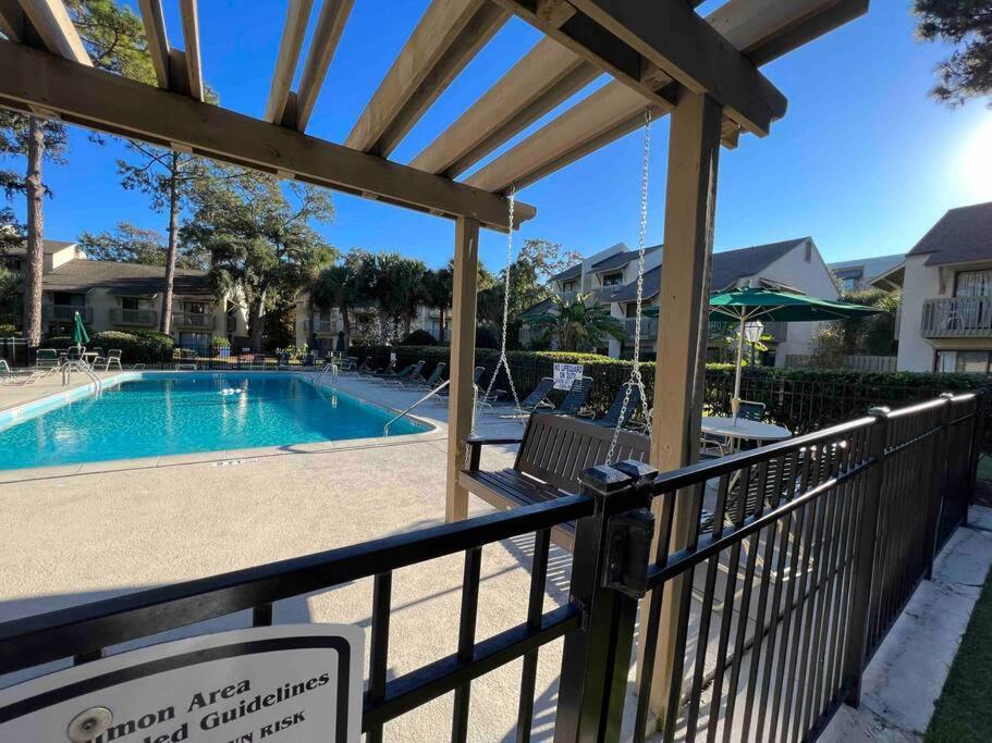 Spacious, Cozy Villa W/Parking In Coligny Villas Pulau Hilton Head Luaran gambar