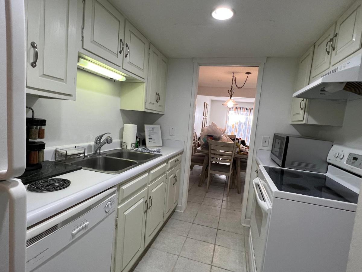Spacious, Cozy Villa W/Parking In Coligny Villas Pulau Hilton Head Luaran gambar